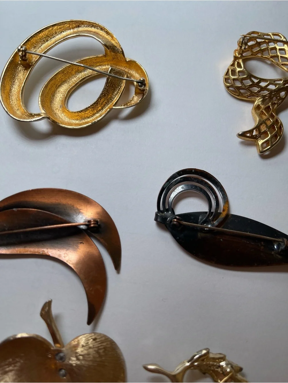 Assorted vintage brioche collection